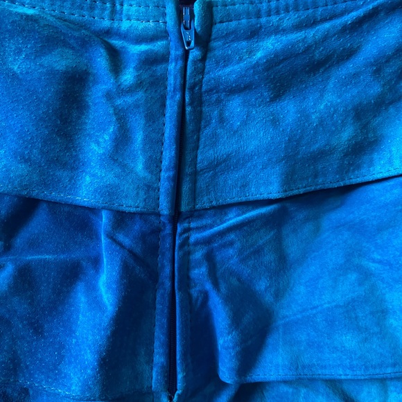 DANIER Vintage Blue 2-Piece Suede Suit - Picture 7 of 11
